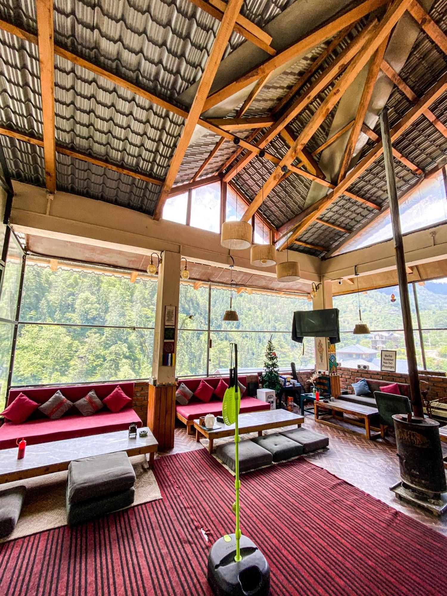 Thepahadians Food & Stay Jibhi Ngoại thất bức ảnh
